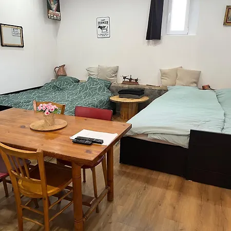 De Apartment *